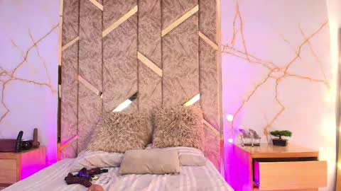 ALESKADUTH  online show from February 12, 8:59 am