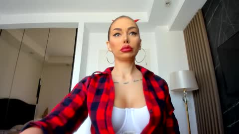 Alessa online show from March 9, 7:45 am