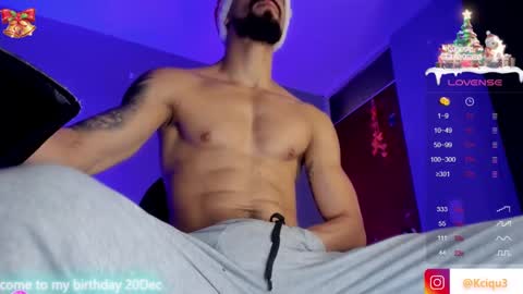Snapshot of alessandro_dibellucci chatting on December 14, 2:53 pm Kciqu3 Independent model online show from December 14, 2:53 pm