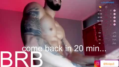 Snapshot of alessandro_dibellucci chatting on February 25, 2:14 am Kciqu3 Independent model online show from February 25, 2:14 am