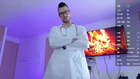 Snapshot of alessandro_dibellucci chatting on October 3, 12:07 am Kciqu3 Independent model online show from October 3, 12:07 am