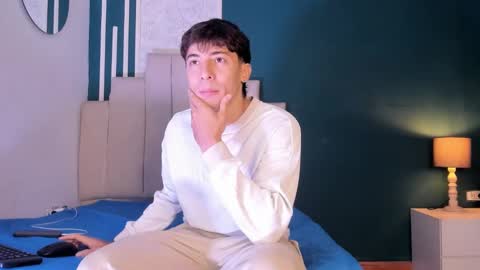 Alessandro Dybala online show from November 12, 12:05 pm