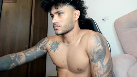 Snapshot of alessandro_vanni chatting on December 2, 1:02 pm Alessandro Vanni online show from December 2, 1:02 pm