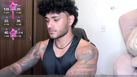 Snapshot of alessandro_vanni chatting on December 7, 12:08 am Alessandro Vanni online show from December 7, 12:08 am