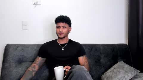 Snapshot of alessandro_vanni chatting on March 5, 2:57 am Alessandro Vanni online show from March 5, 2:57 am