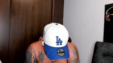 Snapshot of alessandro_vanni chatting on March 7, 5:29 am Alessandro Vanni online show from March 7, 5:29 am