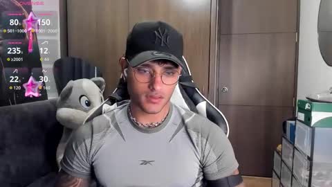 Snapshot of alessandro_vanni chatting on October 28, 2:15 am Alessandro Vanni online show from October 28, 2:15 am