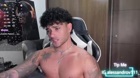 Snapshot of alessandro_vanni chatting on November 28, 10:12 pm Alessandro Vanni online show from November 28, 10:12 pm