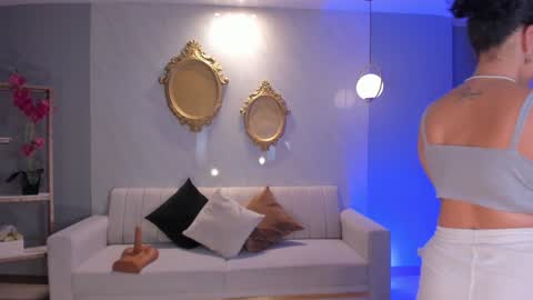 ALESSA ROMERO  online show from January 30, 1:55 am