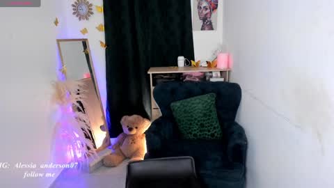 Yy  online show from January 25, 1:54 am