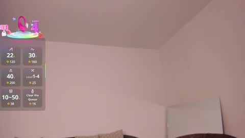 Alessia  Everyday From 0530 to 1430 Col Time online show from February 17, 8:36 pm