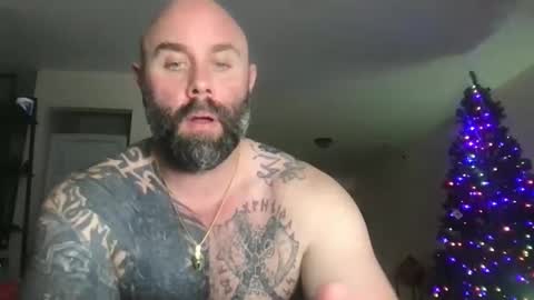 alesterwhite online show from December 2, 2:28 am