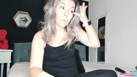 Snapshot of alesys69 chatting on January 26, 10:46 pm alesys69 online show from January 26, 10:46 pm