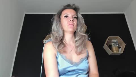 Snapshot of alesys69 chatting on September 26, 10:36 pm alesys69 online show from September 26, 10:36 pm