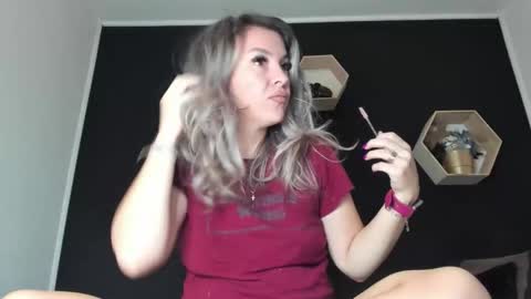 Snapshot of alesys69 chatting on September 27, 10:15 pm alesys69 online show from September 27, 10:15 pm