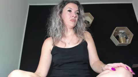 Snapshot of alesys69 chatting on October 2, 10:06 pm alesys69 online show from October 2, 10:06 pm