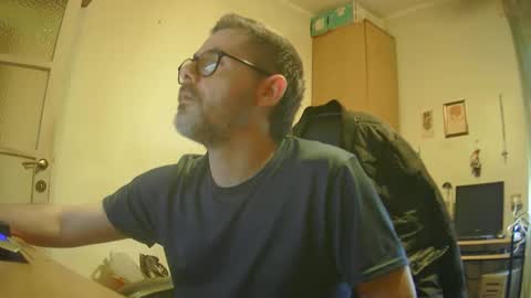 Snapshot of alex81pv1981 chatting on January 2, 9:00 am alex81pv1981 online show from January 2, 9:00 am