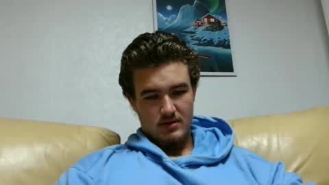 Snapshot of alex83530 chatting on January 3, 6:35 pm Alex83530 online show from January 3, 6:35 pm