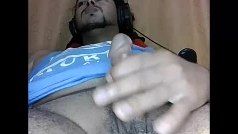 Snapshot of alex_420w chatting on November 29, 11:30 pm alex_420w online show from November 29, 11:30 pm