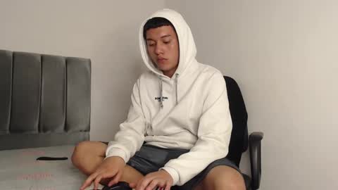 Owen online show from January 21, 4:54 am