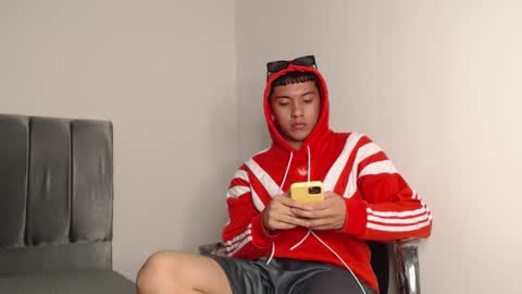 Owen online show from October 5, 1:37 am