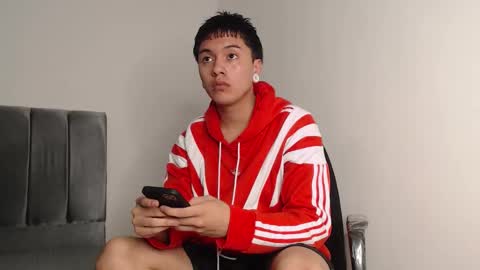 Owen online show from November 17, 1:55 am