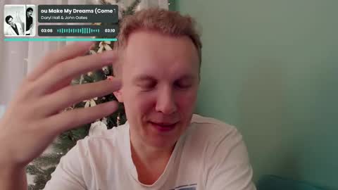 Snapshot of alex_amazing chatting on January 13, 1:02 am Alex Amazing online show from January 13, 1:02 am