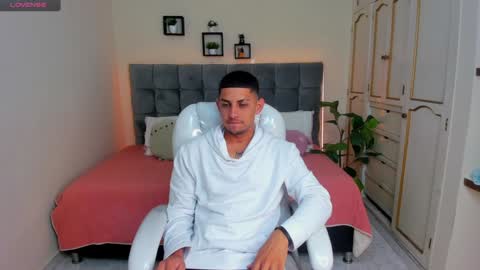 alex online show from January 11, 12:07 pm