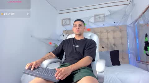 alex online show from October 16, 12:39 pm