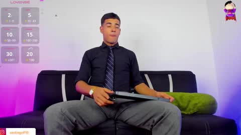 i am Alex online show from January 13, 12:41 am