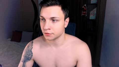 alex_milson online show from December 19, 7:29 am