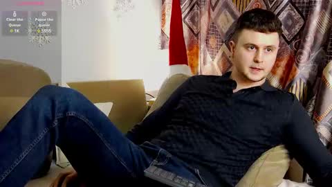 Snapshot of alex_onelove chatting on January 20, 6:21 pm Alex online show from January 20, 6:21 pm