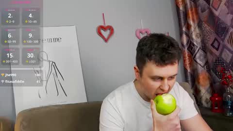 Snapshot of alex_onelove chatting on February 14, 11:10 am Alex online show from February 14, 11:10 am