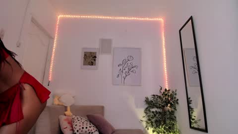 alexis online show from February 1, 9:19 pm