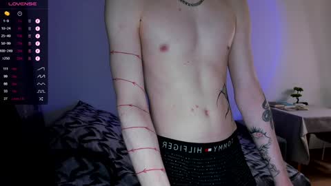 alex_silent online show from February 6, 4:58 pm