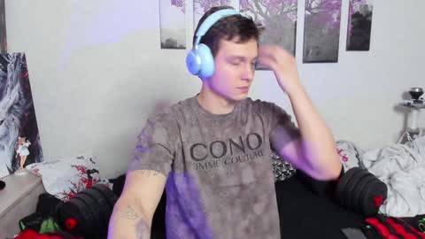 Alex WandHot online show from February 5, 11:23 am