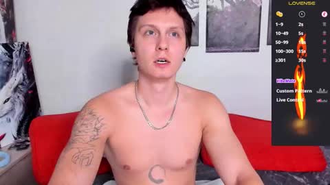 Alex WandHot online show from October 26, 3:51 pm