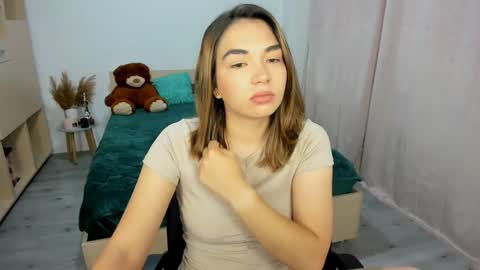 Snapshot of alexa_dolly chatting on September 19, 5:20 am Alexa online show from September 19, 5:20 am