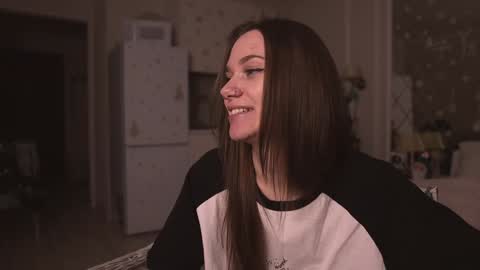 Snapshot of alexa_feels chatting on December 21, 5:47 am Little Duck homie online show from December 21, 5:47 am