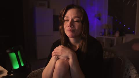 Snapshot of alexa_feels chatting on February 1, 10:02 pm Little Duck homie online show from February 1, 10:02 pm