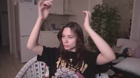 Snapshot of alexa_feels chatting on November 16, 4:34 pm Little Duck homie online show from November 16, 4:34 pm