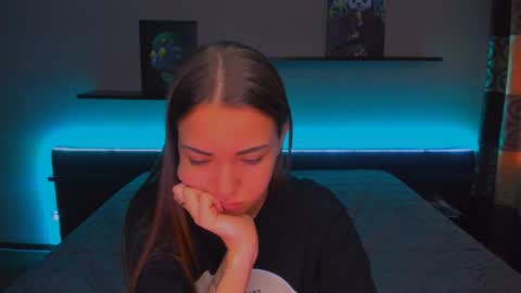 angel online show from December 27, 6:24 am