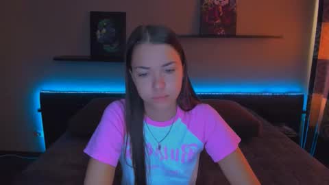 angel online show from October 1, 12:49 am