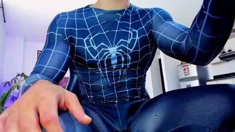 Snapshot of alexander_collin_ chatting on February 10, 1:11 pm Alex Collin online show from February 10, 1:11 pm