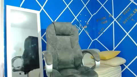 alexander online show from September 20, 8:43 pm