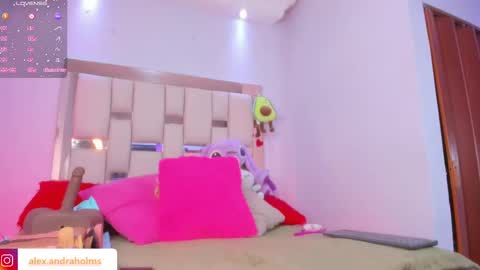 Snapshot of alexandra_holms1 chatting on October 3, 8:39 pm alexandra_holms1 online show from October 3, 8:39 pm