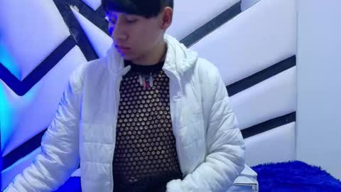 Alexandro online show from November 1, 7:05 pm