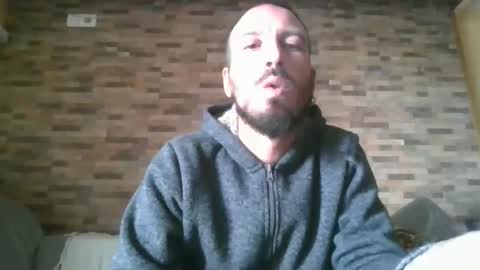 Snapshot of alexdelarge23 chatting on February 7, 4:46 pm alexdelarge23 online show from February 7, 4:46 pm