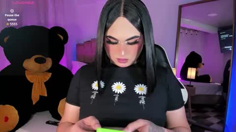  alexia mattel  online show from November 25, 7:03 pm