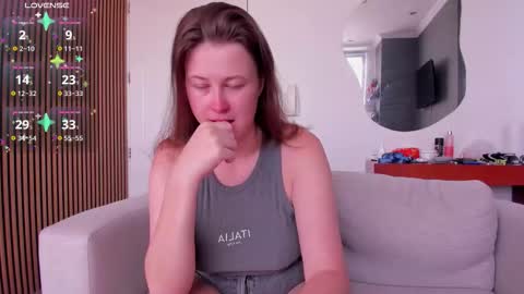 Snapshot of alexiacortez chatting on December 1, 1:49 pm Alexia online show from December 1, 1:49 pm